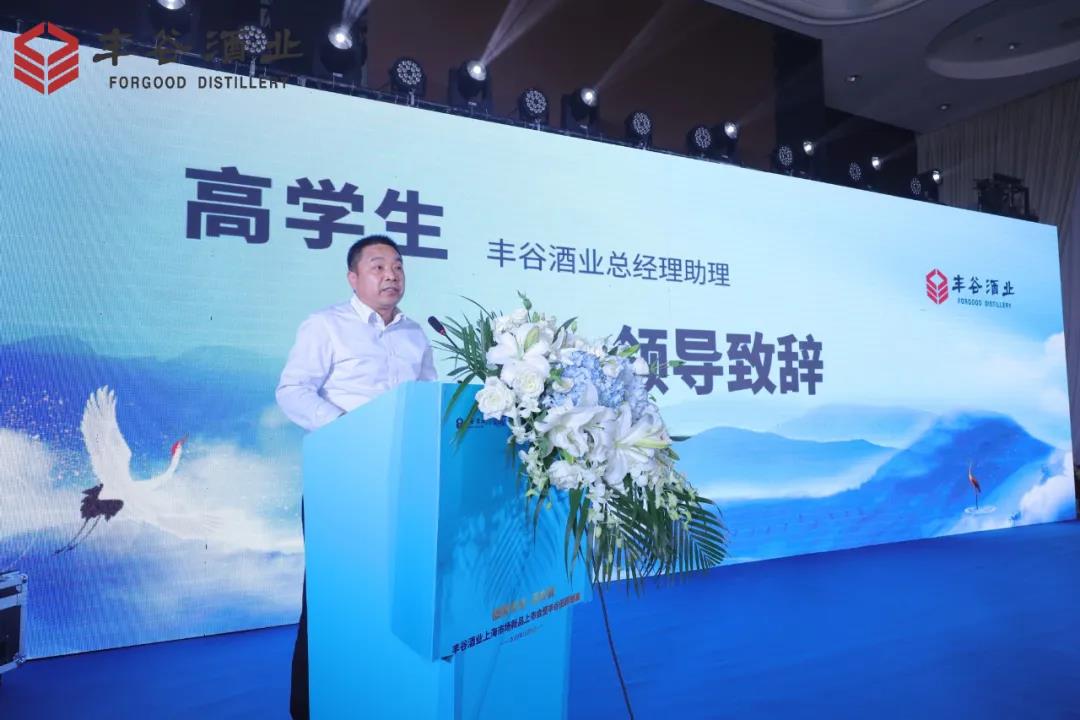 国产真人做爰视频免费