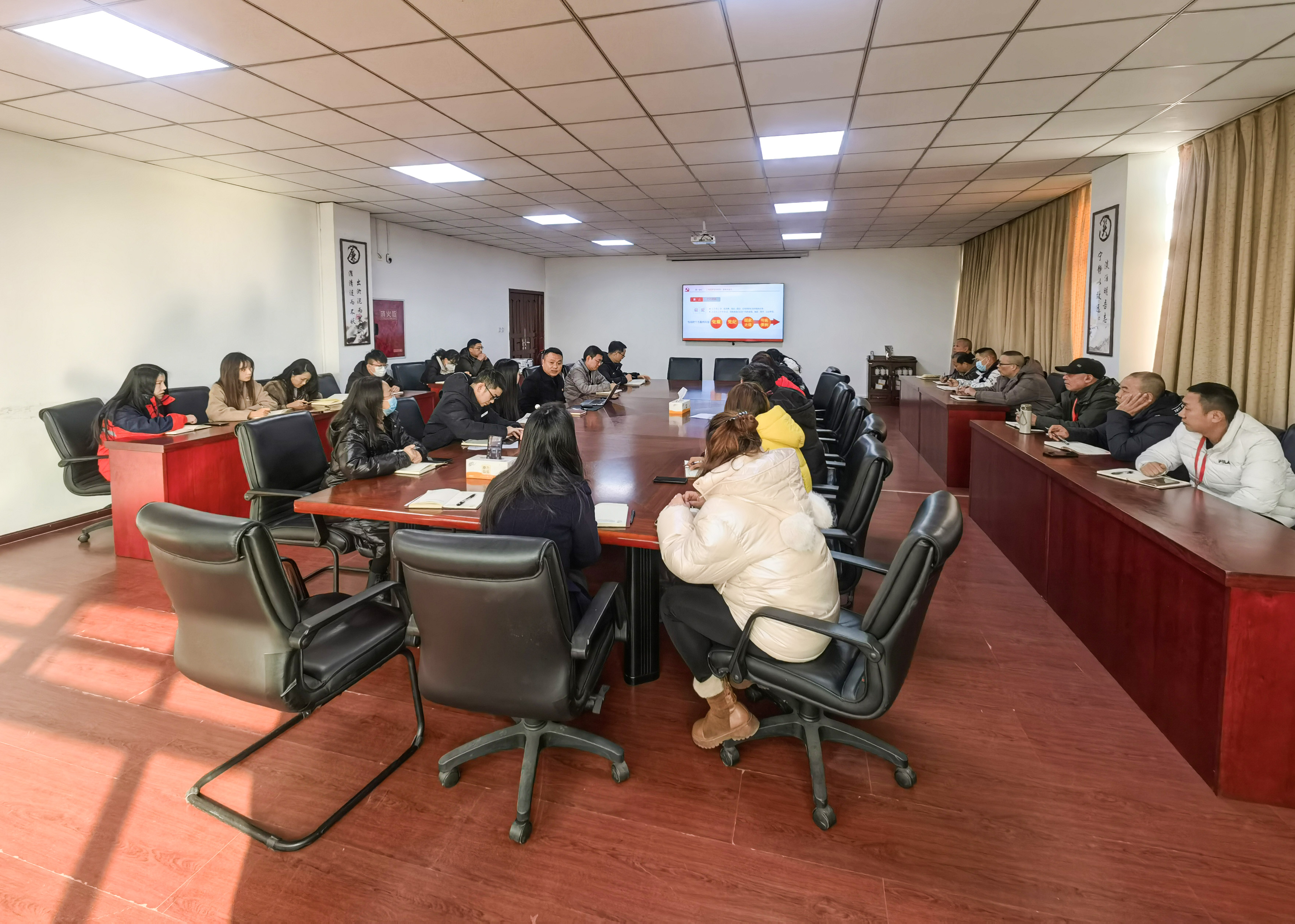 国产真人做爰视频免费