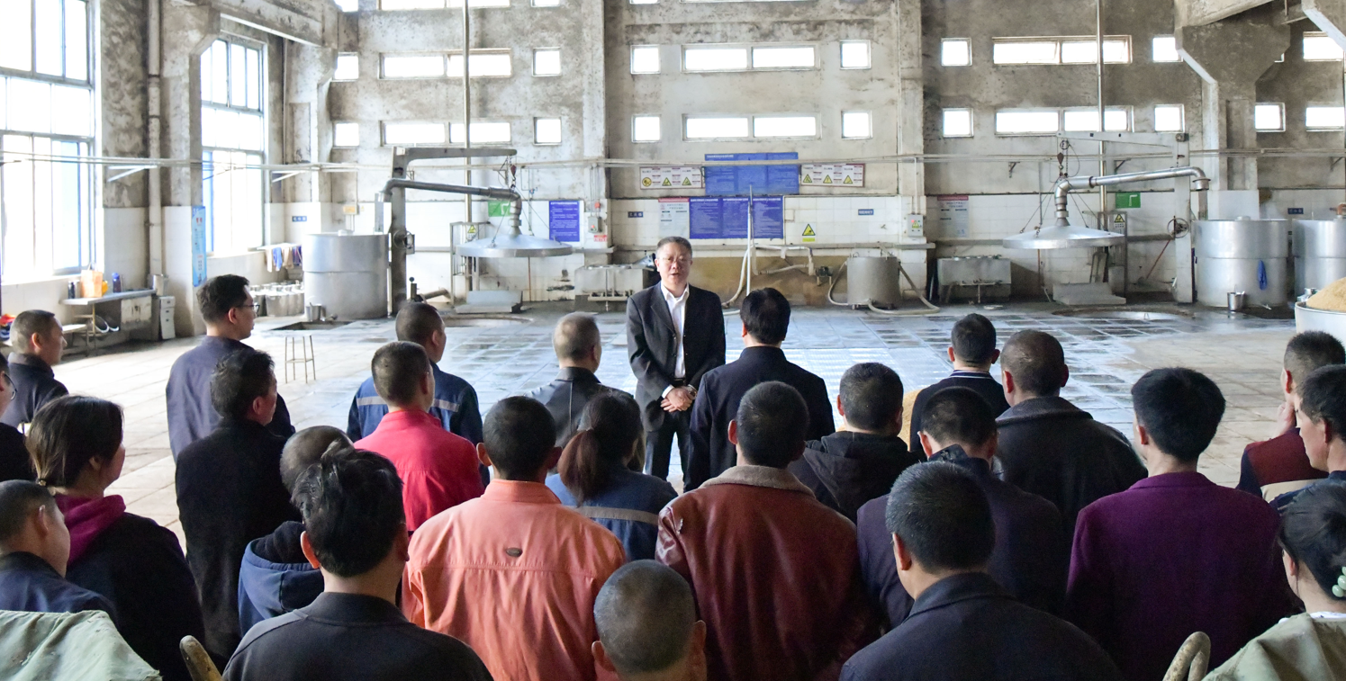 国产真人做爰视频免费