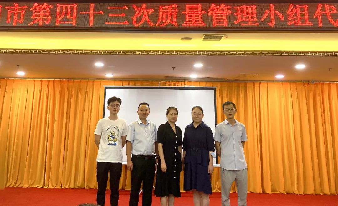 国产真人做爰视频免费