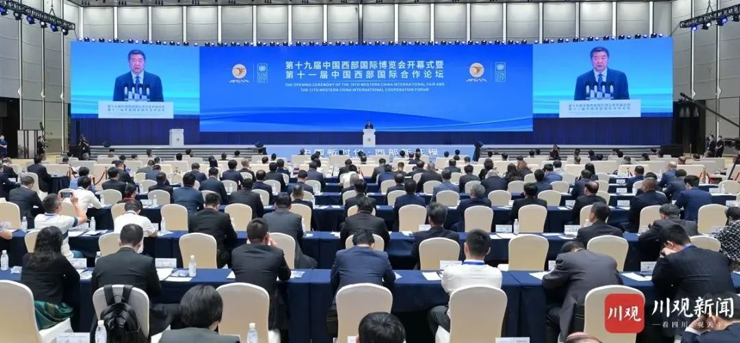 国产真人做爰视频免费