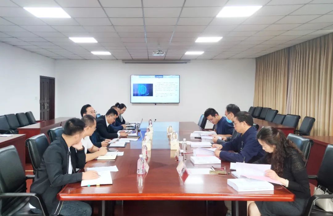 国产真人做爰视频免费