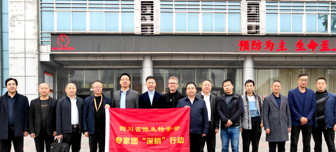 国产真人做爰视频免费