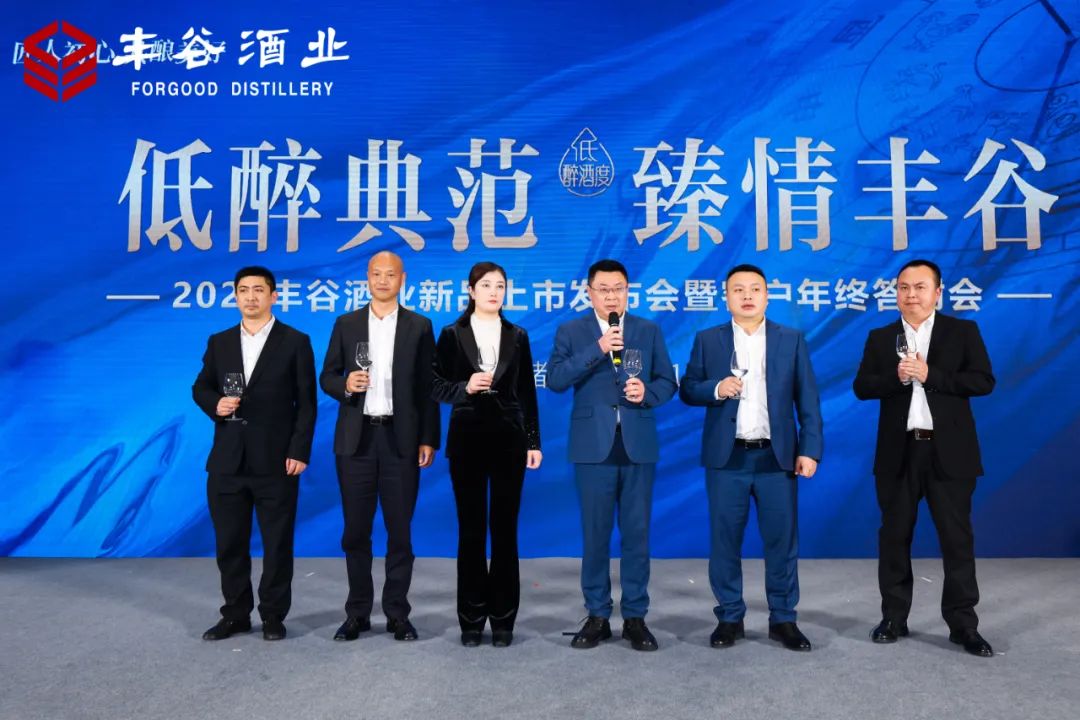 国产真人做爰视频免费