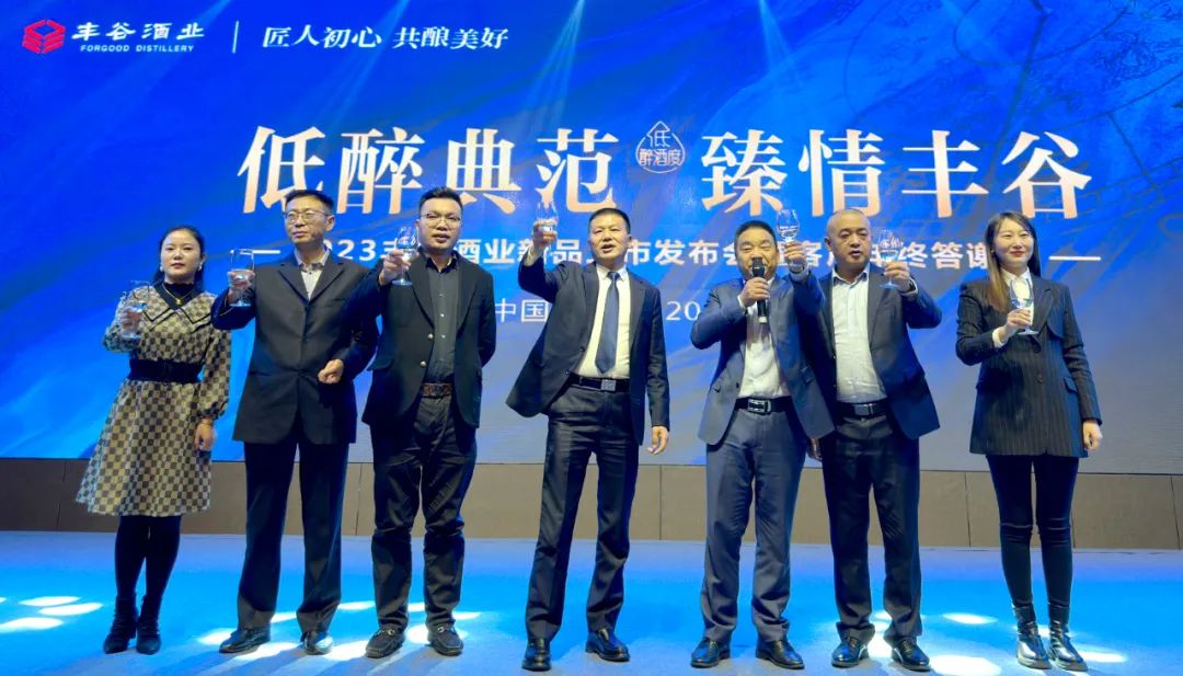 国产真人做爰视频免费