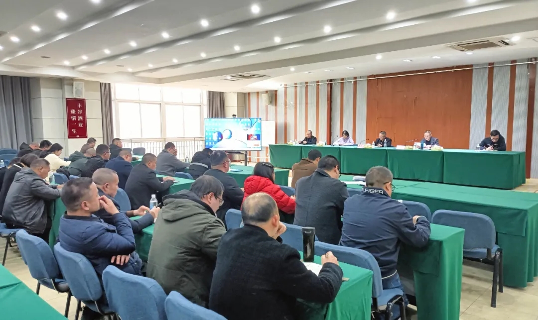 国产真人做爰视频免费