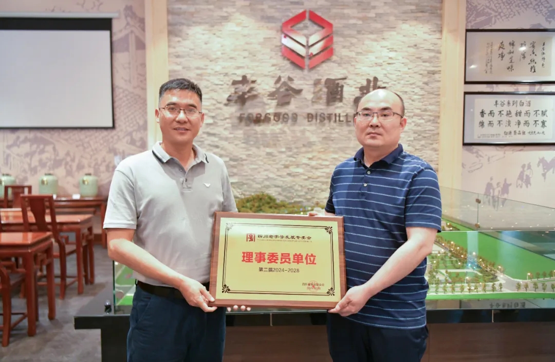 国产真人做爰视频免费