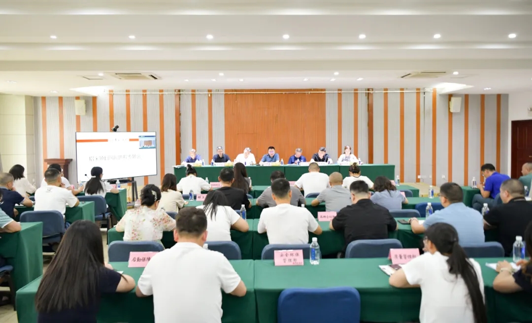 国产真人做爰视频免费