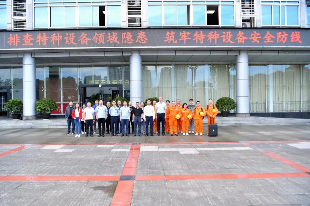 国产真人做爰视频免费