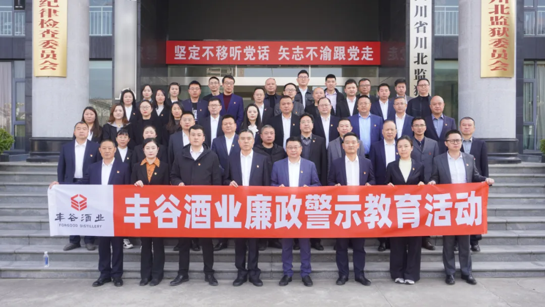 国产真人做爰视频免费