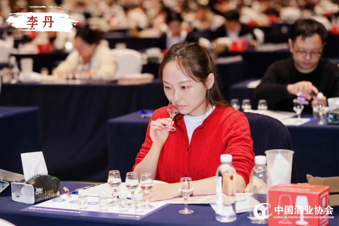 国产真人做爰视频免费